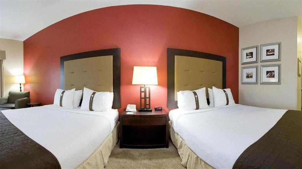 Holiday Inn Hotels Batesville, An Ihg Hotel Esterno foto